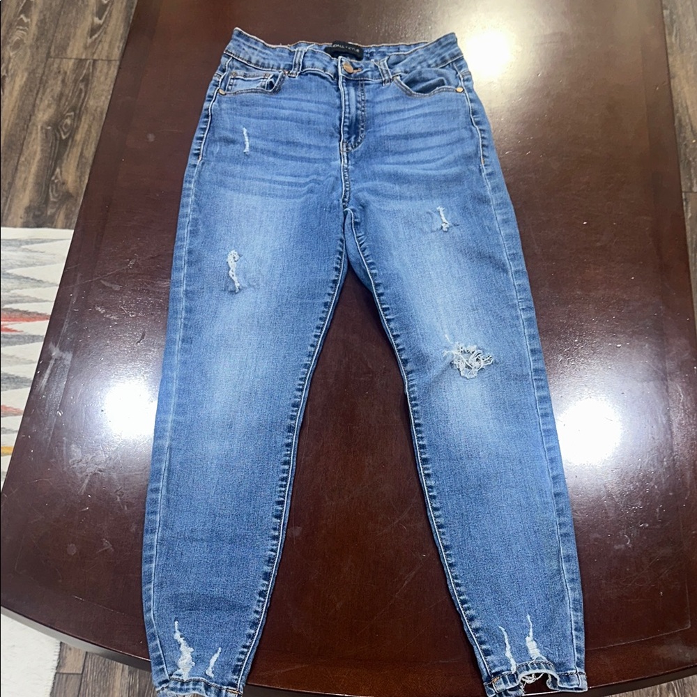 Kendall & Kylie Blue Distressed Ankle Jeans